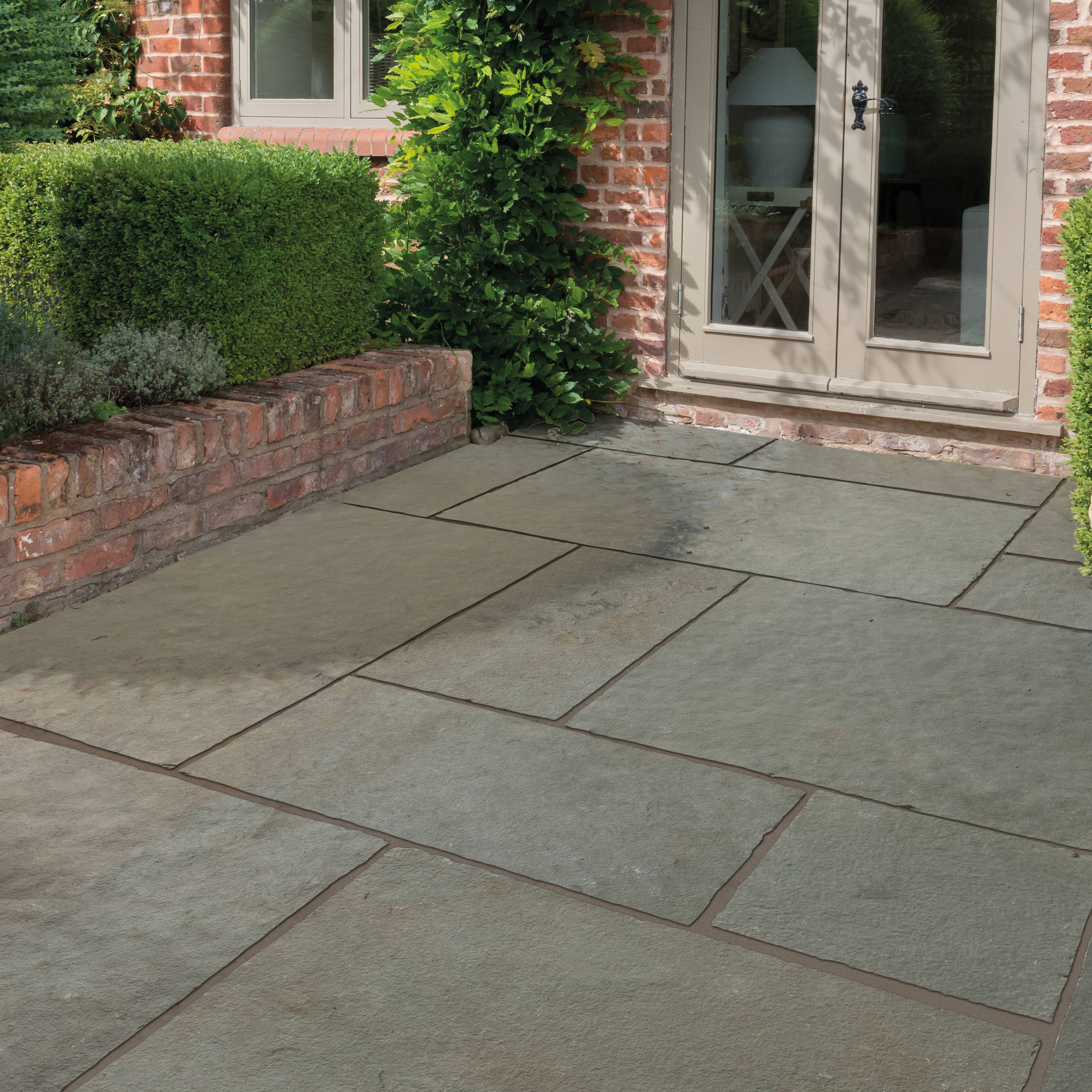 The product varies in colour and shade due to the natural element of the paving.