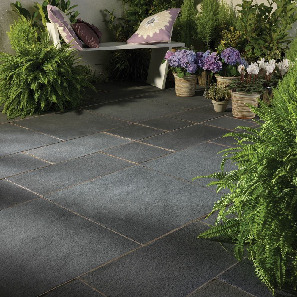 Bradstone Natural Limestone Paving with classic lines offering outstanding visual appeal.
