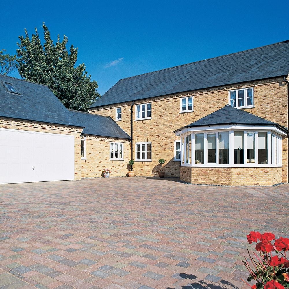 Here is another beautiful example of the Bradstone Woburn Original in Rustic